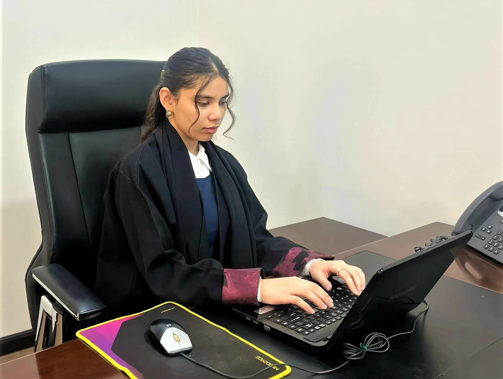 زهور وعلياء من مدرسة الحورة تتميزان في برنامج التدريب الميداني (تكوين)