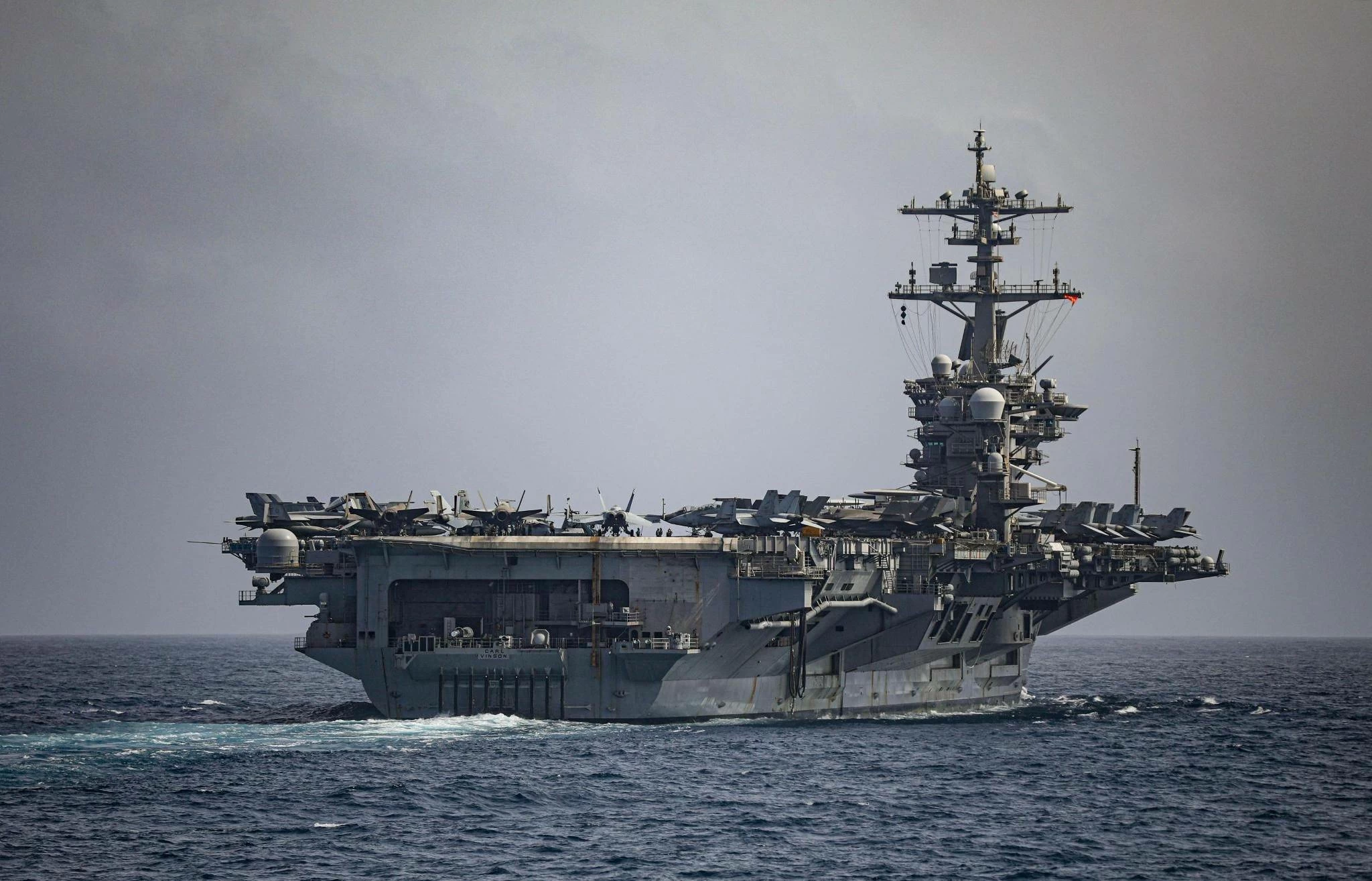 &laquo;وول ستريت&raquo;: أمريكا تحشد لضربة عسكرية &laquo;حاسمة&raquo; ضد إيران