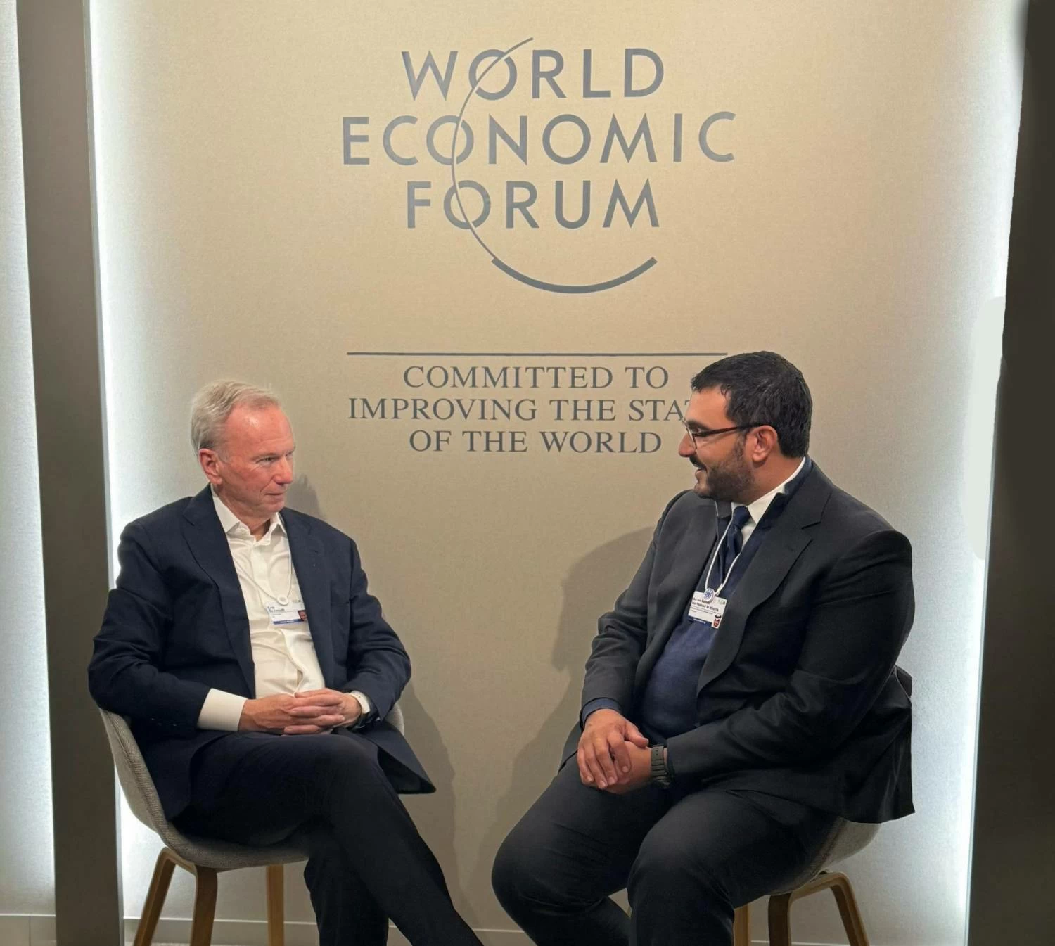 عيسى بن سلمان يلتقي مسؤولين بالقطاعين العام والخاص بعدد من الدول