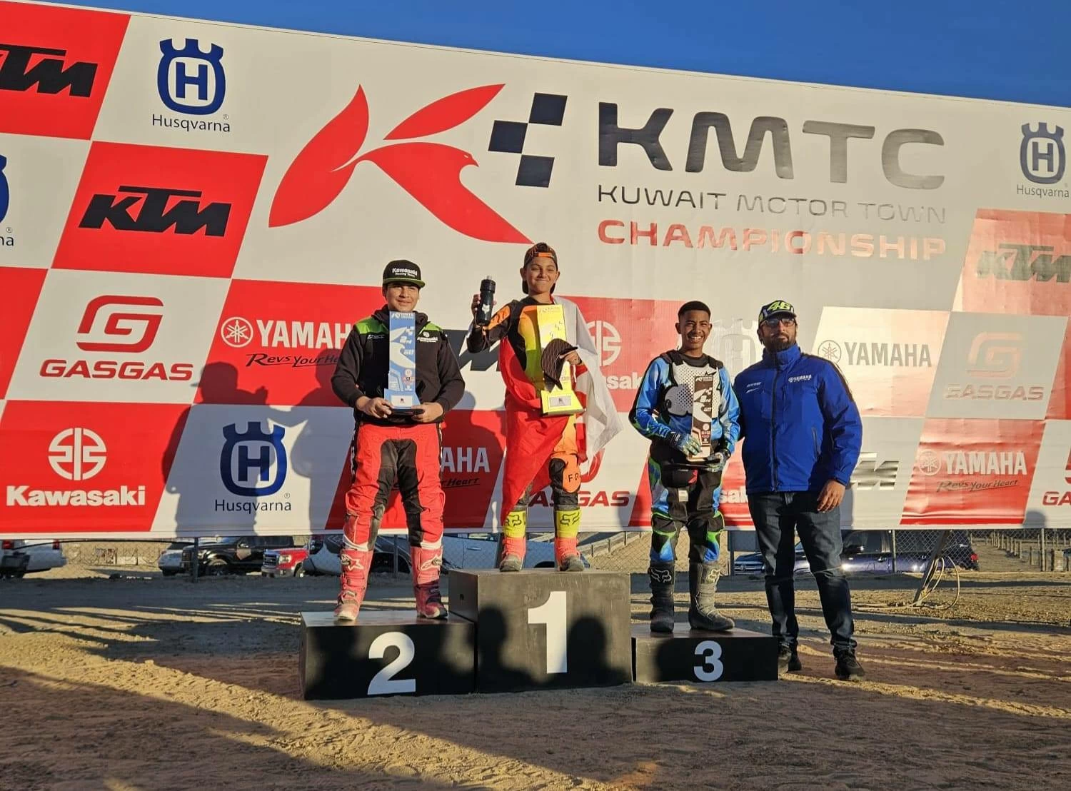 مشاركة بحرينية مميزة في الجولة الثانية من بطولة الكويت للمحركات للموتو كروس