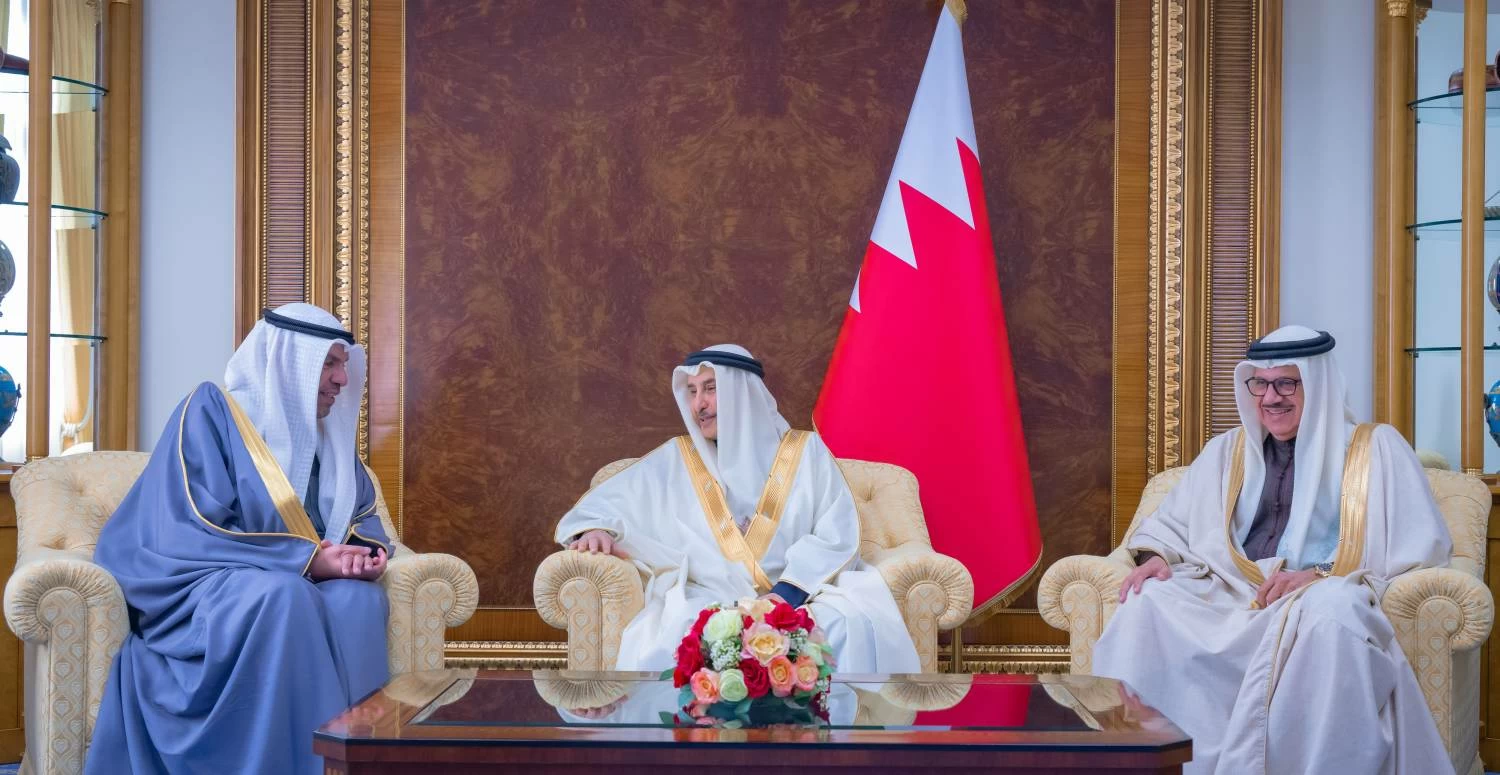 نائب رئيس مجلس الوزراء يلتقي وزير الخارجية الكويتي