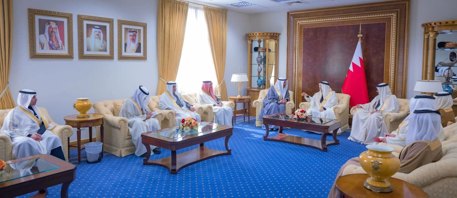 نائب رئيس مجلس الوزراء يلتقي وزير الخارجية الكويتي