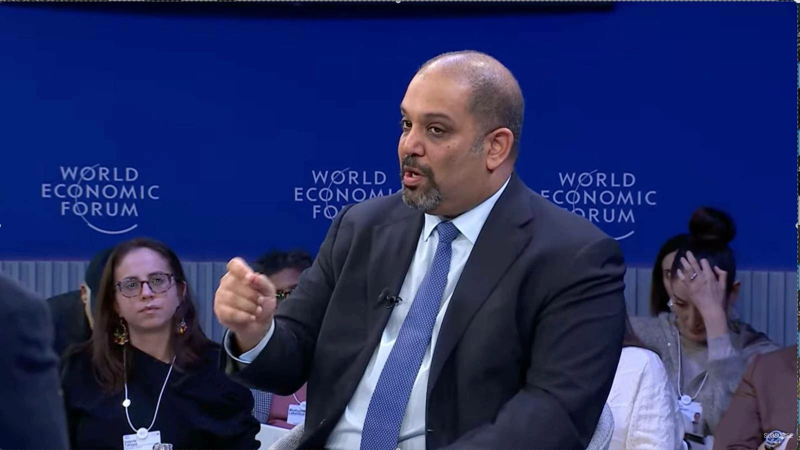 وزير المالية يشارك بجلسة "فجر جديد لريادة الأعمال" ضمن منتدى "دافوس"