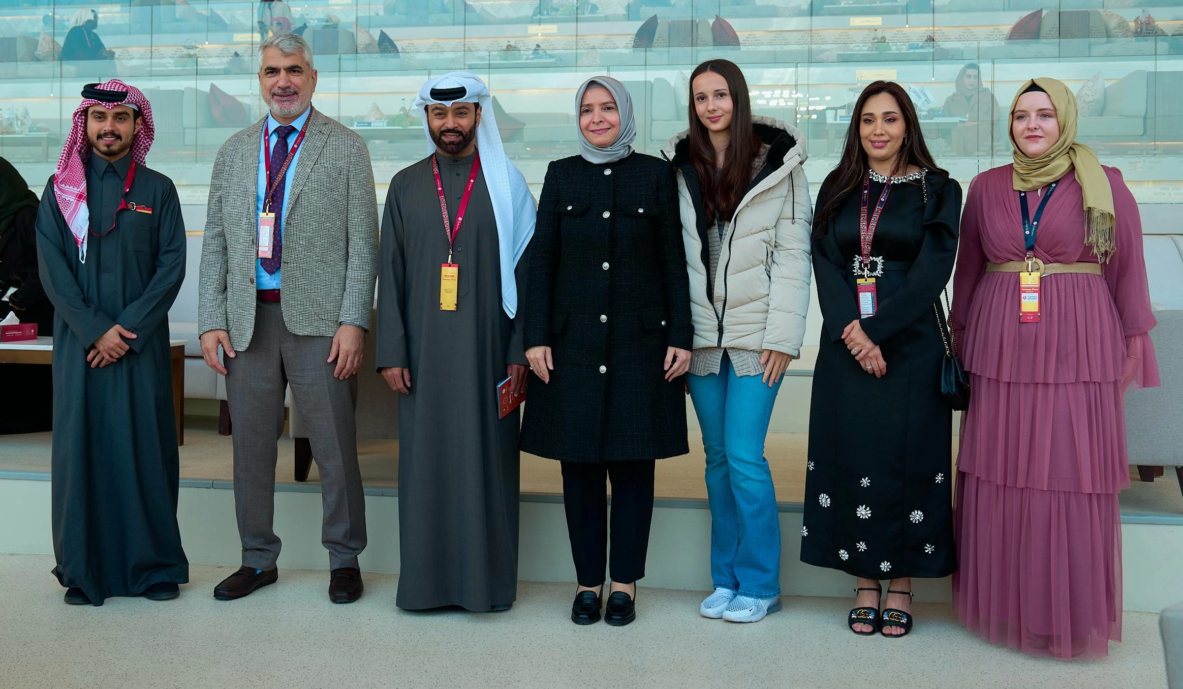 فيصل بن راشد يشهد السباق الـ15 للخيل بنادي راشد للفروسية