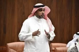 وزير النفط والبيئة: 2871 إجمالي رخص الصيد البحري السارية بمختلف أقسامها