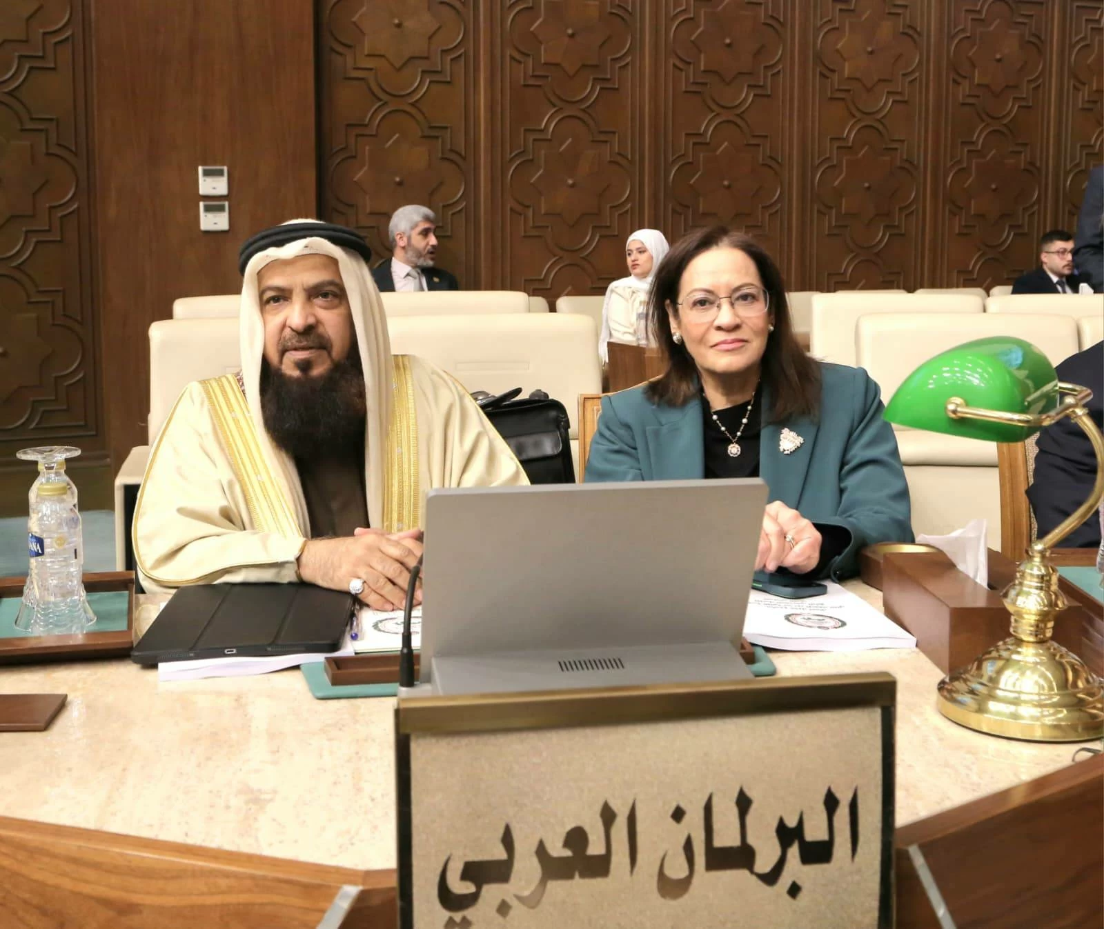 المعاودة والدلال: مشاركة البحرين في quot;مجلس السلامquot; تؤكد دعمها للسلام العادل وإعادة الحياة الكريمة لسكان غزة 