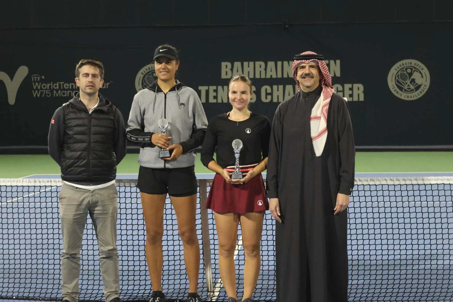 اكتمال نصف النهائي بطولة المنامة المفتوحة الأولى للتنس للسيدات