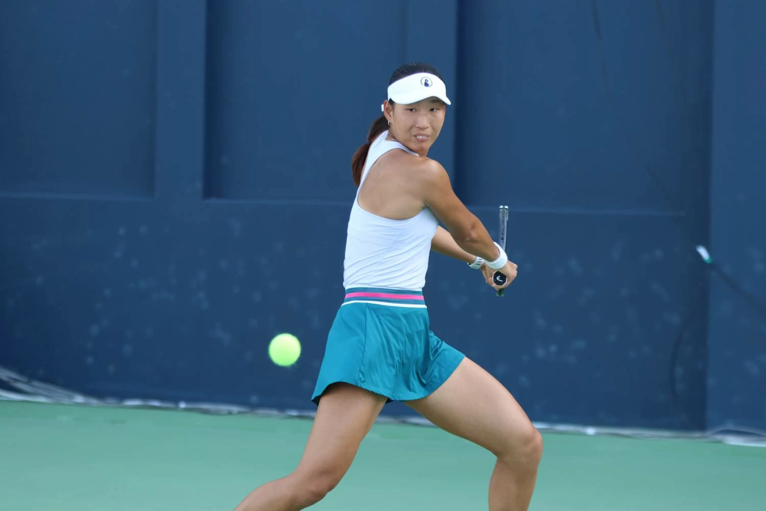 اكتمال نصف النهائي بطولة المنامة المفتوحة الأولى للتنس للسيدات