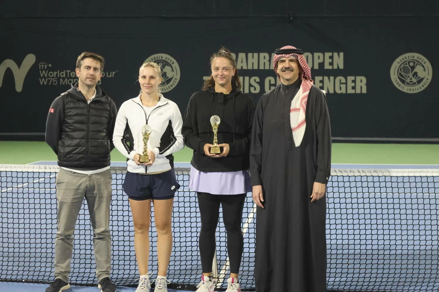 اكتمال نصف النهائي بطولة المنامة المفتوحة الأولى للتنس للسيدات