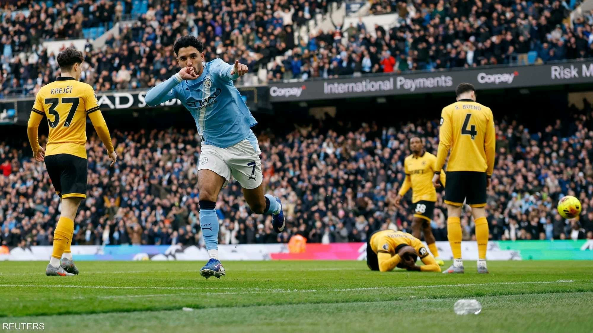 مانشستر سيتي يحقق فوزا ثمينا.. النجم المصري عمر مرموش «يكسر صيامه» ويسجل أول هدف 