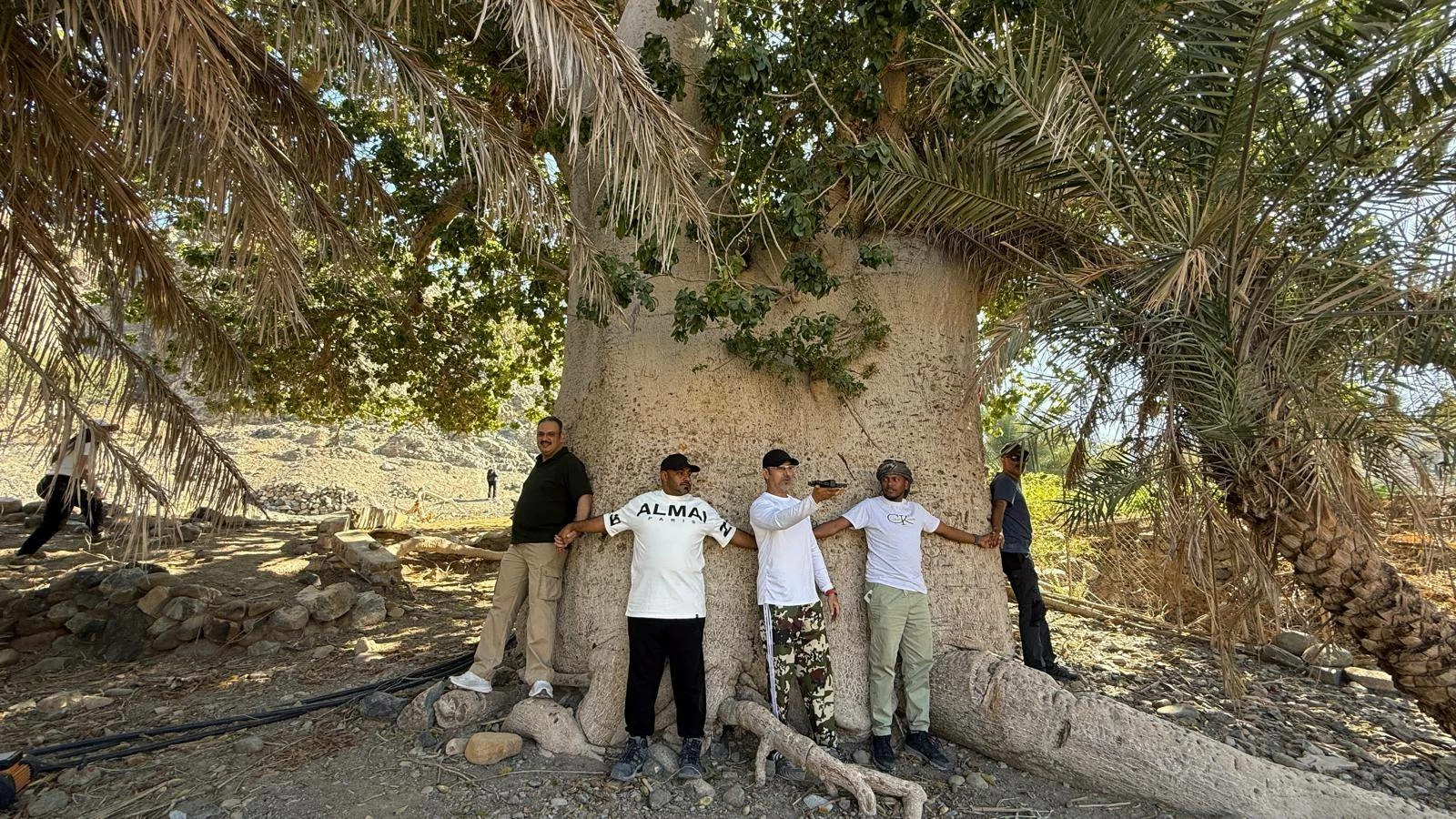شمال الباطنة... جوهرة عمانية شاهدة على عناق الجبل وزرقة البحر