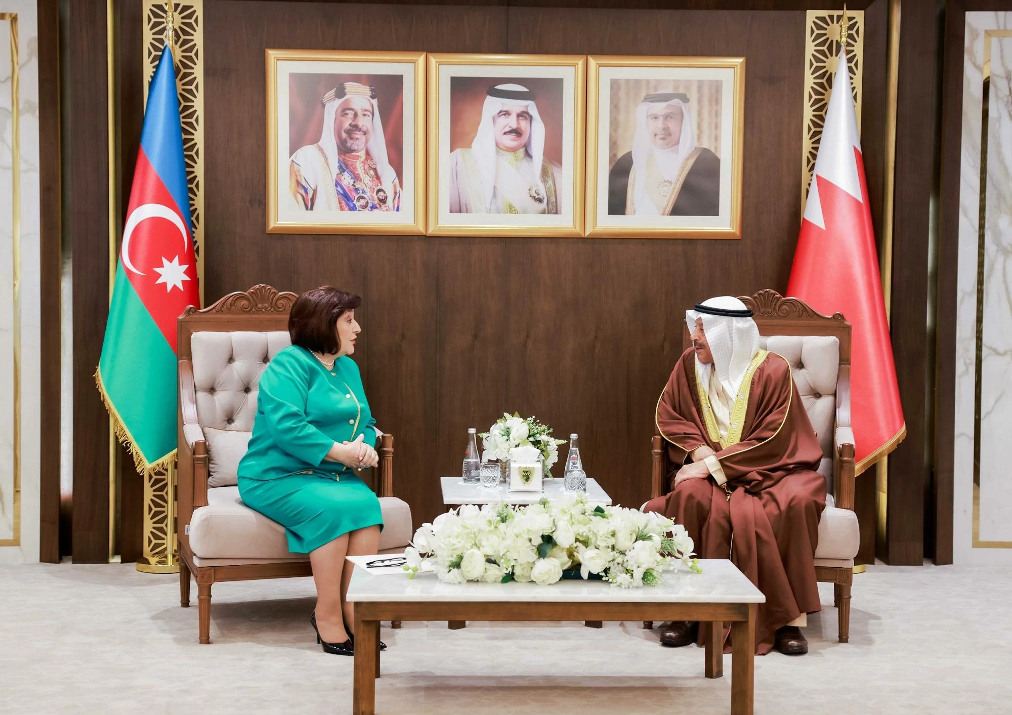 رئيس الشورى: تعميق مسارات التعاون والشراكات البحرينية الأذربيجانية وتعزيز العلاقات البرلمانية لدعم المصالح المشتركة بين البلدين الصديقين