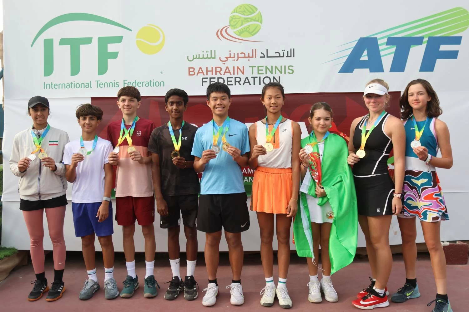 السوري سليم والصينية مينغشياو يتوجان بطلين لفردي الأولاد والفتيات