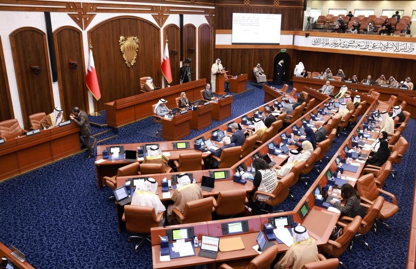 «الشورى» يرفض «تقليص ساعات عمل الخمسينيين» لعدم توافقه مع السياسة التشريعية 