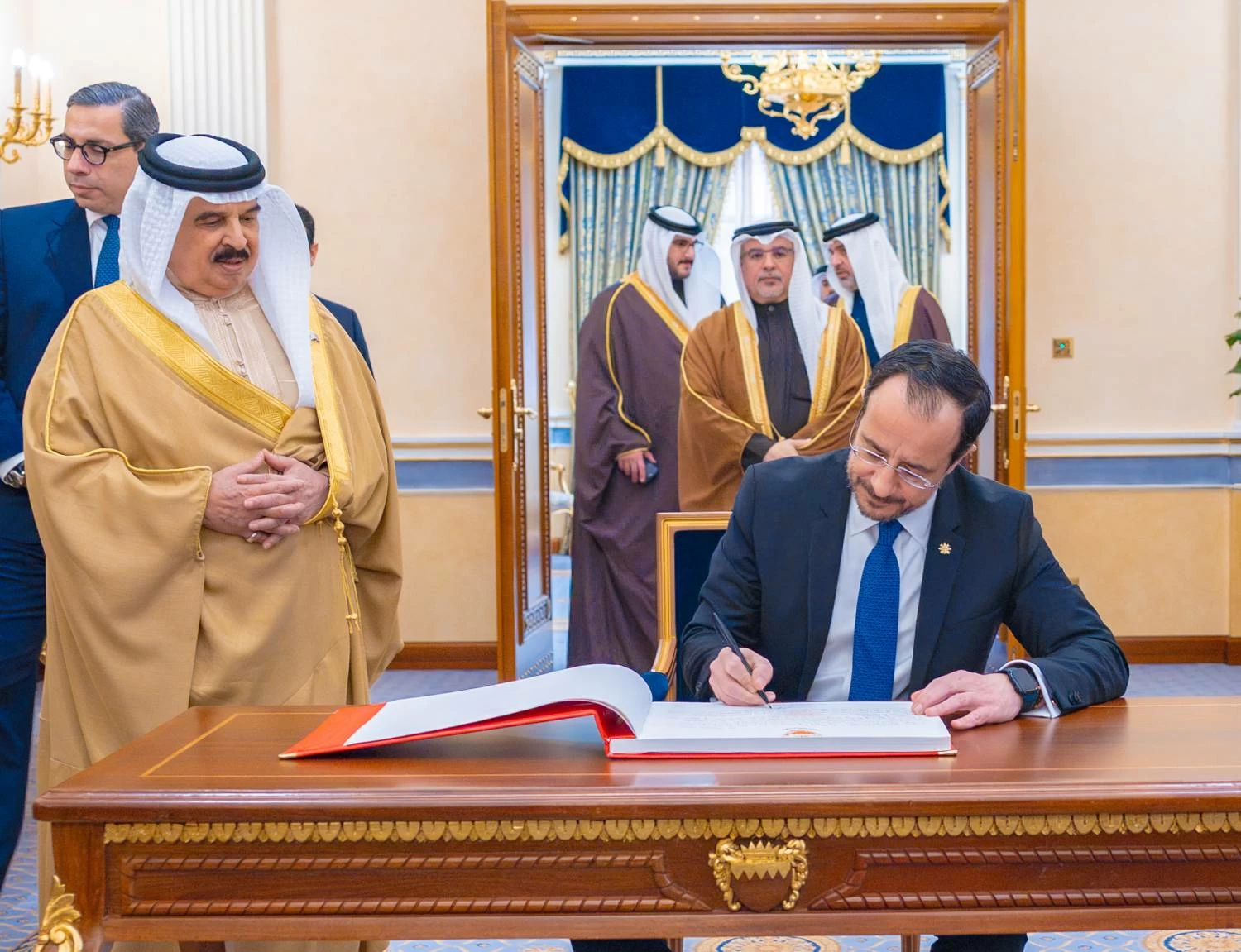 الملك يستقبل رئيس قبرص ويشهدان التوقيع على عدد من الاتفاقيات ومذكرات التفاهم