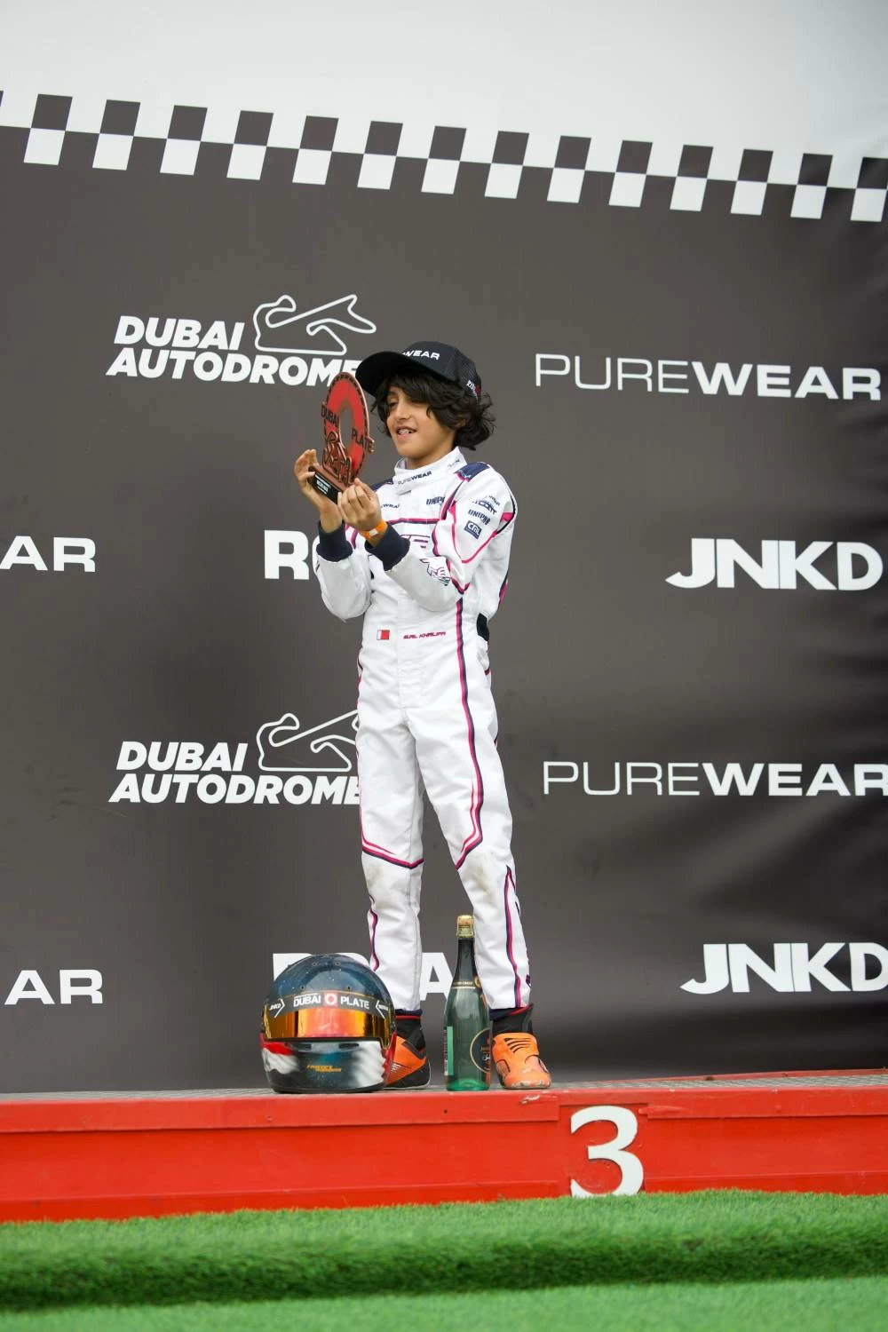 سيف بن حسن آل خليفة يحقق المركز الثالث في بطولة &laquo;دبي أو بلايت&raquo; للكارتينغ