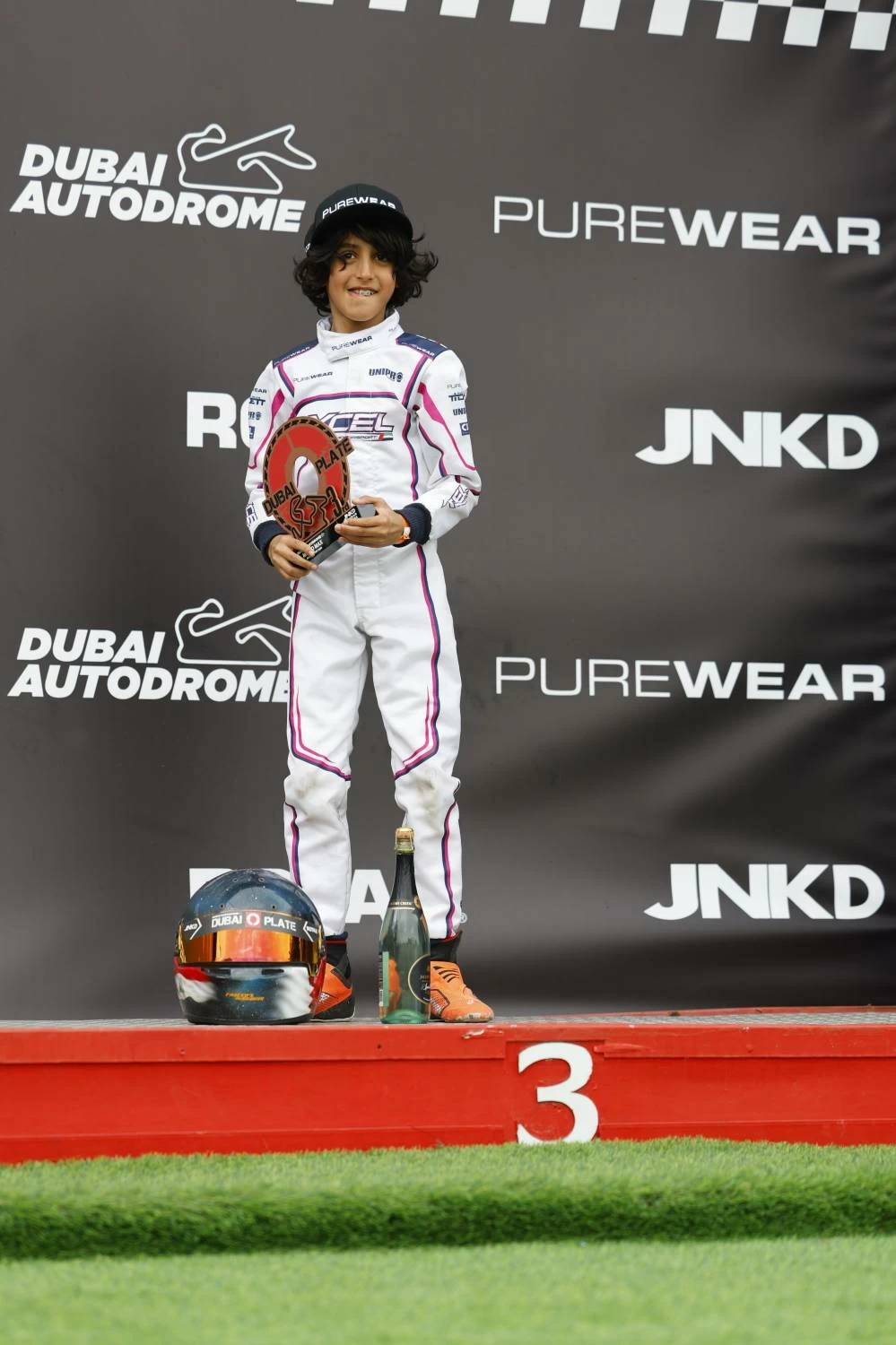 الشيخ سيف يحقق منصة التتويج في بطولة «دبي أو بلايت» للكارتينغ 