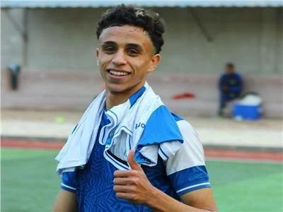 وفاة لاعب مصري شاب بعد تدخل قوي داخل الملعب