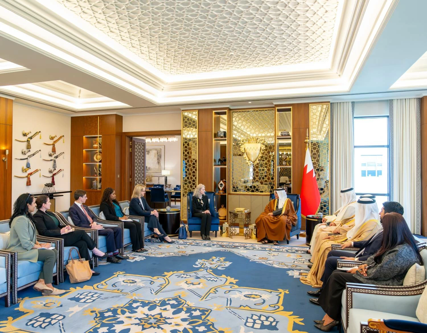 ولي العهد رئيس الوزراء: العلاقات الاستراتيجية بين المنامة وواشنطن تدعمها شراكات راسخة