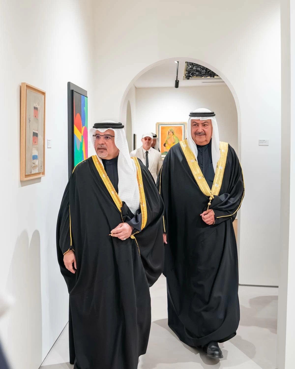 ولي العهد رئيس الوزراء: الإنجازات التي تحققت في ظل المسيرة التنموية الشاملة بقيادة الملك مصدر إلهام رئيسي للفنانين