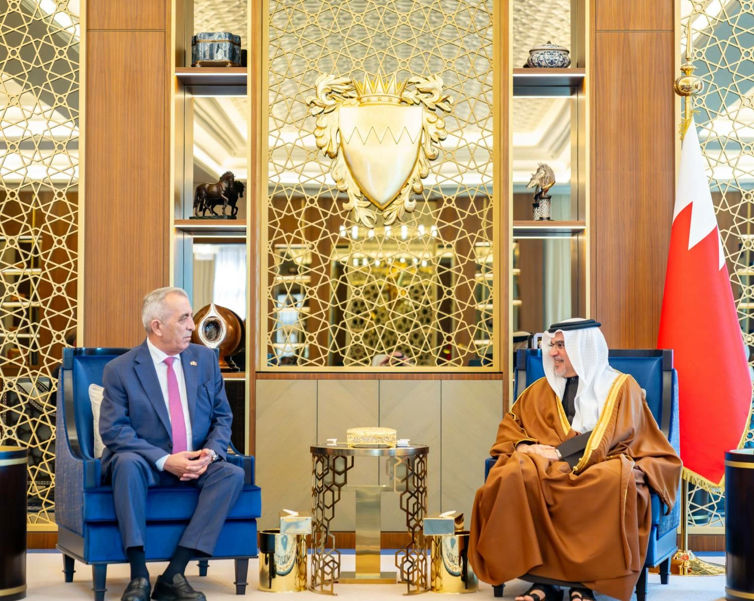 ولي العهد رئيس الوزراء: توسيع مسارات الشراكة الاستراتيجية مع الأردن لمستويات أكثر تقدماً