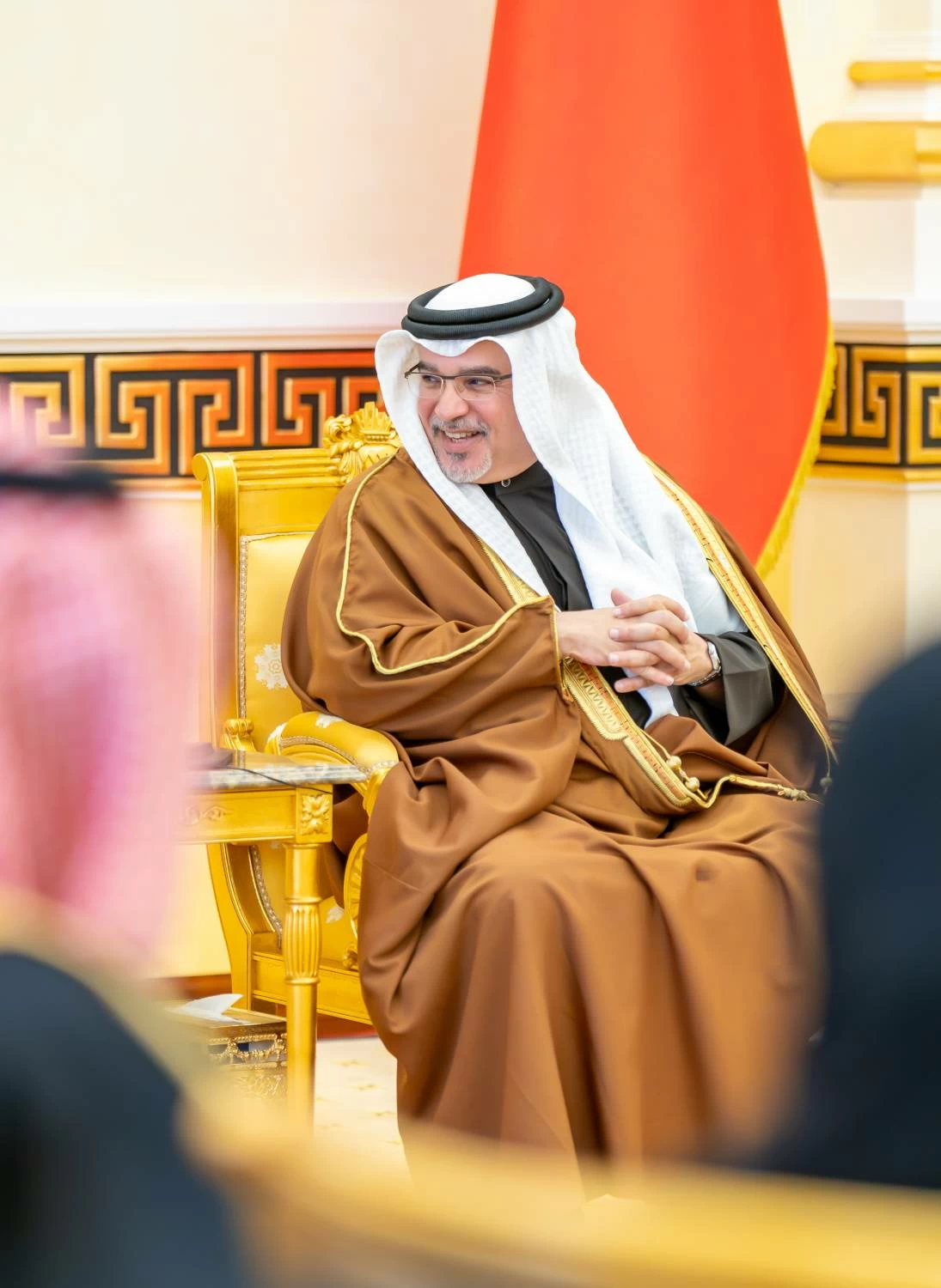 ولي العهد رئيس الوزراء يلتقي عدداً من المدراء المعينين حديثاً في الجهات الحكومية