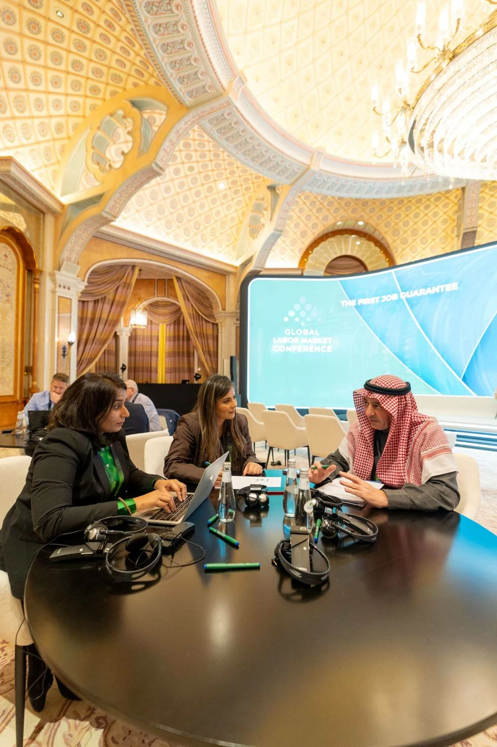 «تمكين» يستعرض تجربة مملكة البحرين في تطوير المهارات المستقبلية 