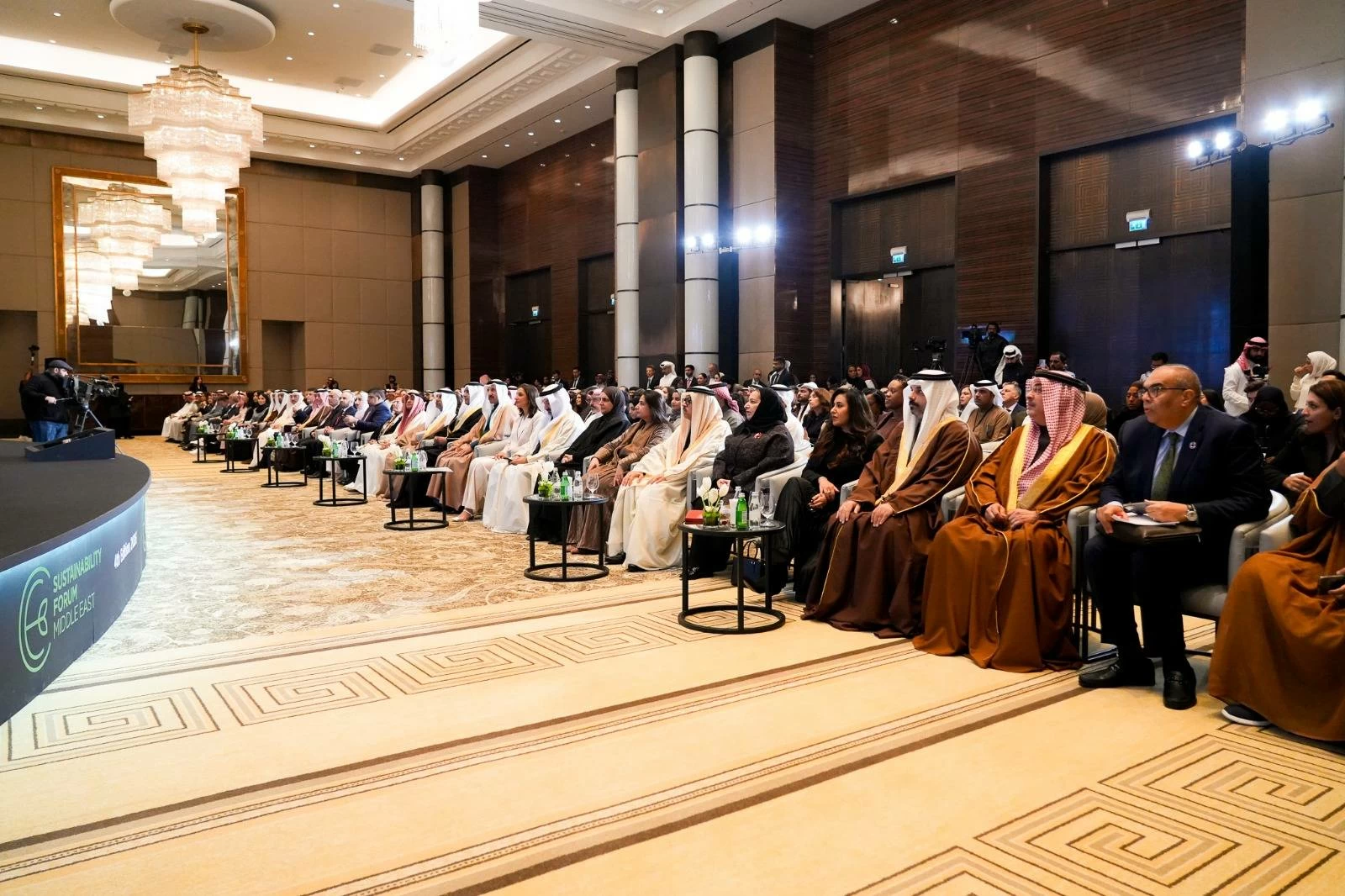 وزير المواصلات يشارك في جلسة رفيعة المستوى بمنتدى الشرق الأوسط للاستدامة في نسخته الرابعة