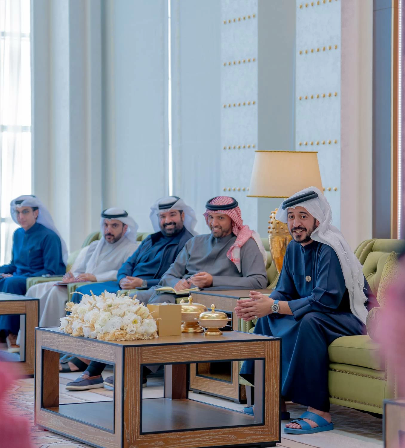 خالد بن حمد يستقبل مجلس إدارة اتحاد الكرة ويشيد بجهودهم