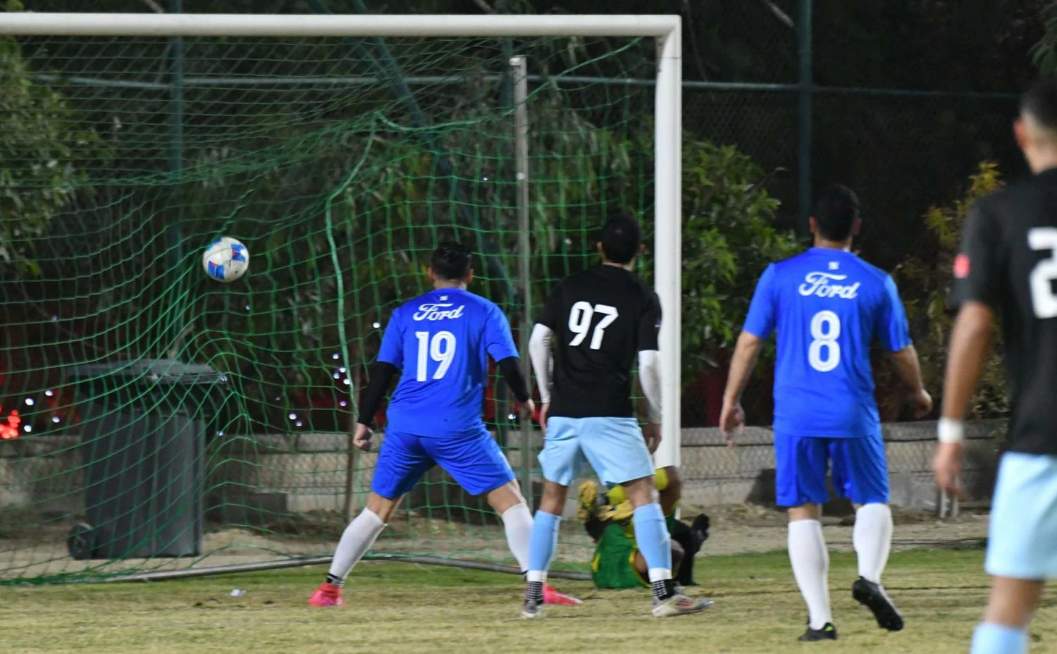 ألبا يتخطى يوسف المؤيد ويتوّج بطلا إلى دوري الشركات الكروي