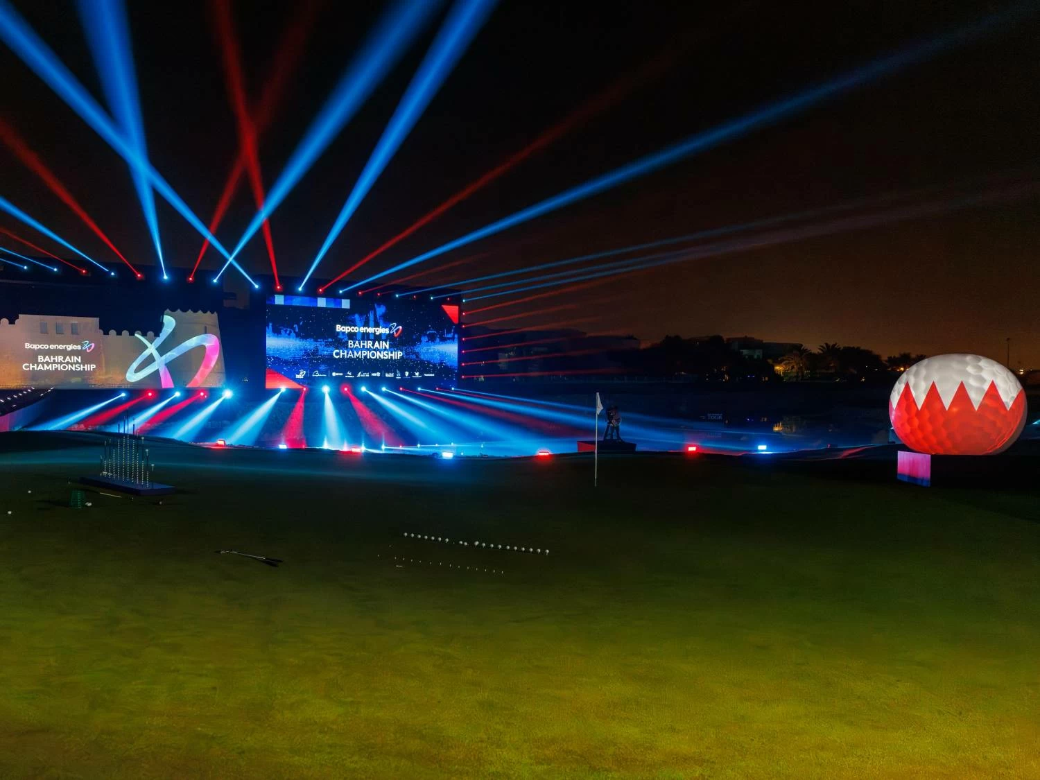 الملك ينيب&nbsp;ناصر بن حمد&nbsp;لحضور حفل افتتاح بطولة بابكو إنرجيز البحرين للجولف