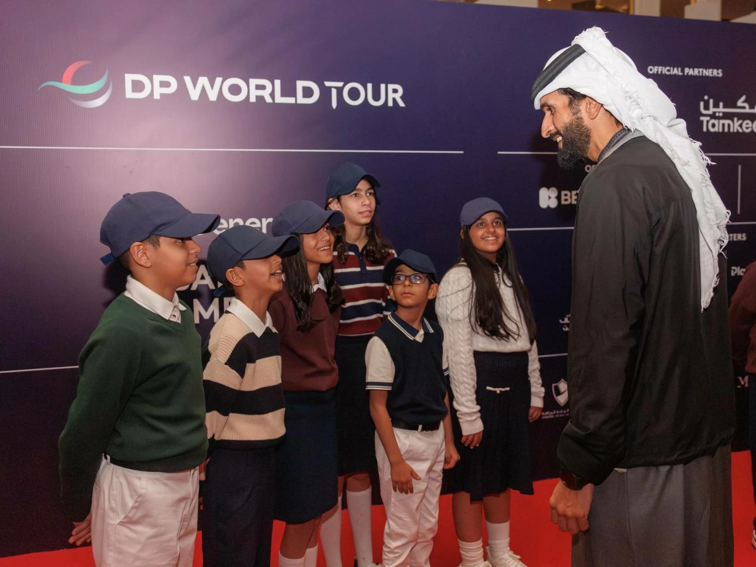 الملك ينيب&nbsp;ناصر بن حمد&nbsp;لحضور حفل افتتاح بطولة بابكو إنرجيز البحرين للجولف