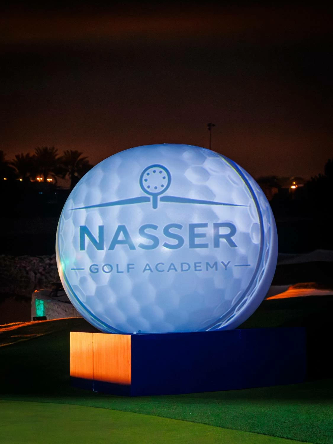 الملك ينيب&nbsp;ناصر بن حمد&nbsp;لحضور حفل افتتاح بطولة بابكو إنرجيز البحرين للجولف