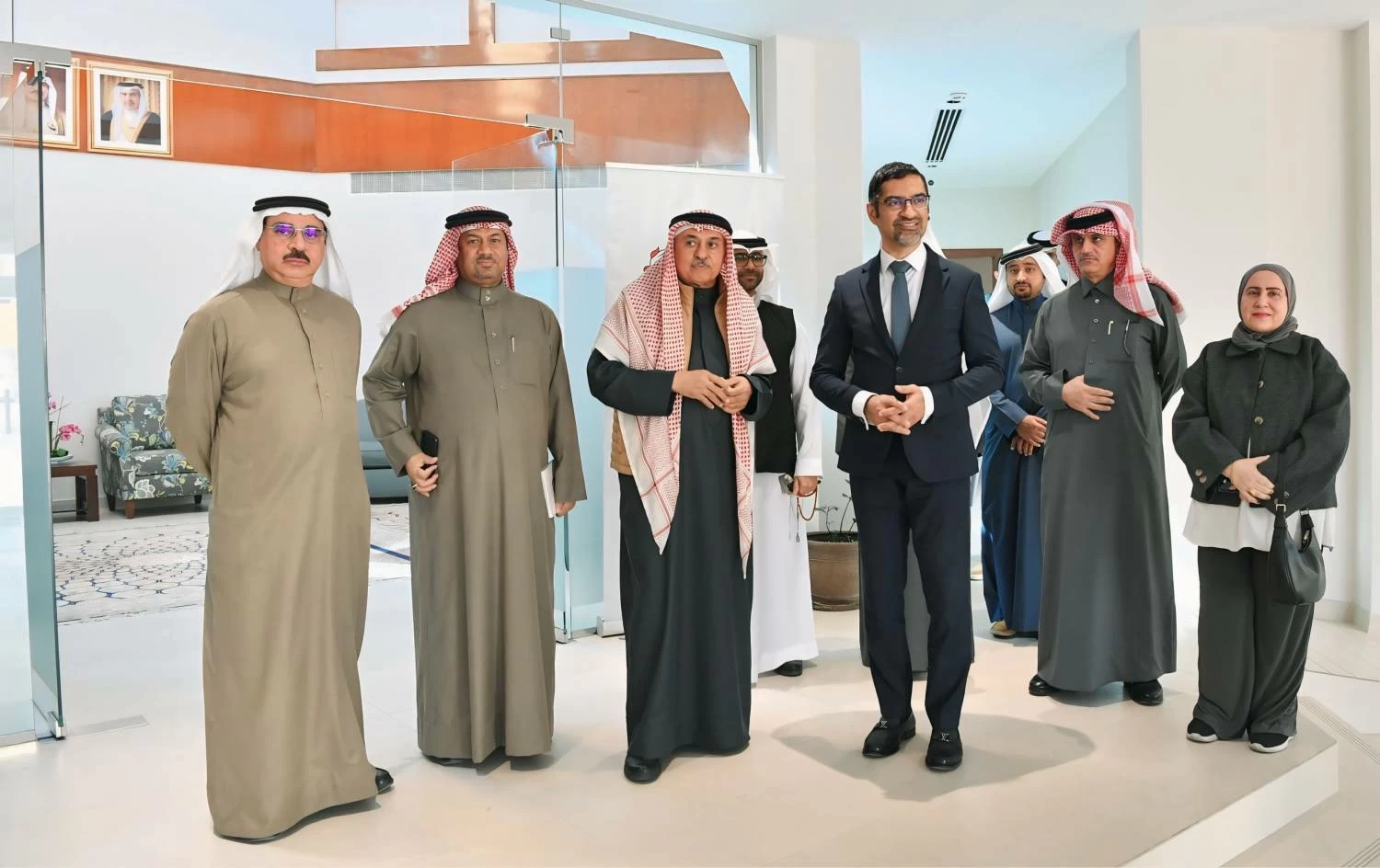 وزير البلديات يزور المقر الجديد لمجلس أمانة العاصمة ويبحث المشاريع الخدمية