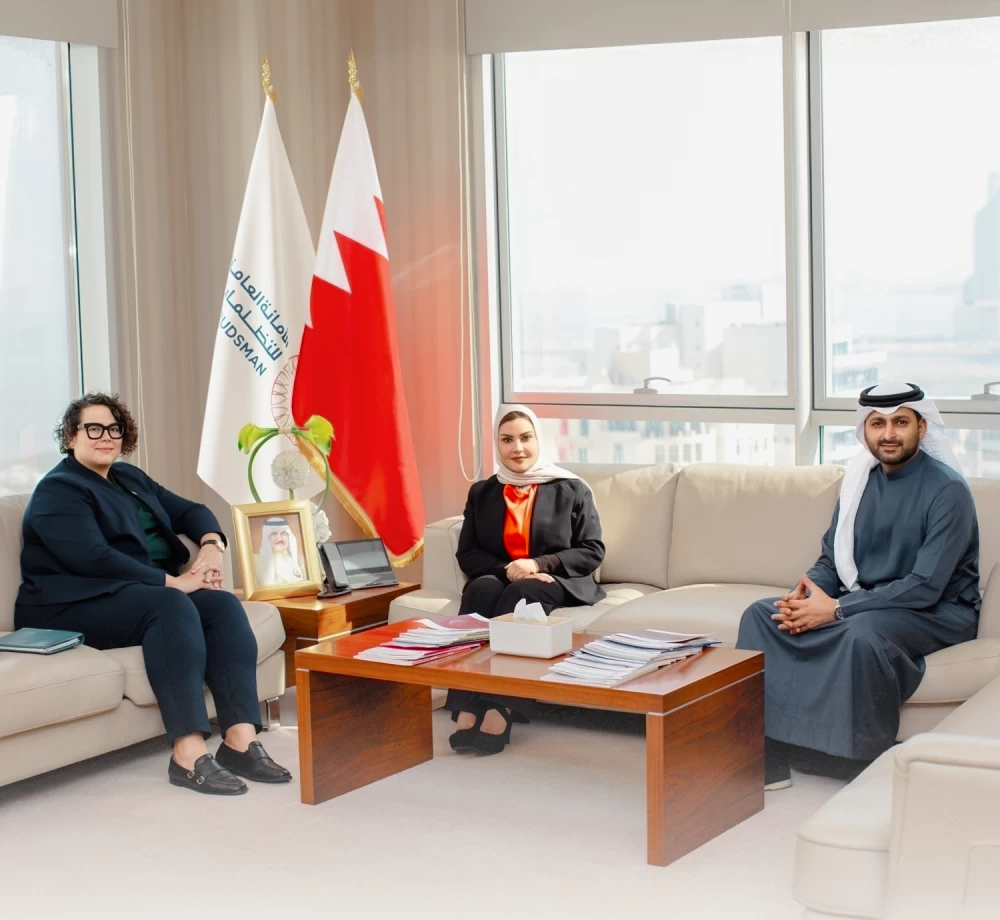 أمانة التظلمات تستعرض مسارات التعاون المشترك مع نائب السفير الأمريكي 