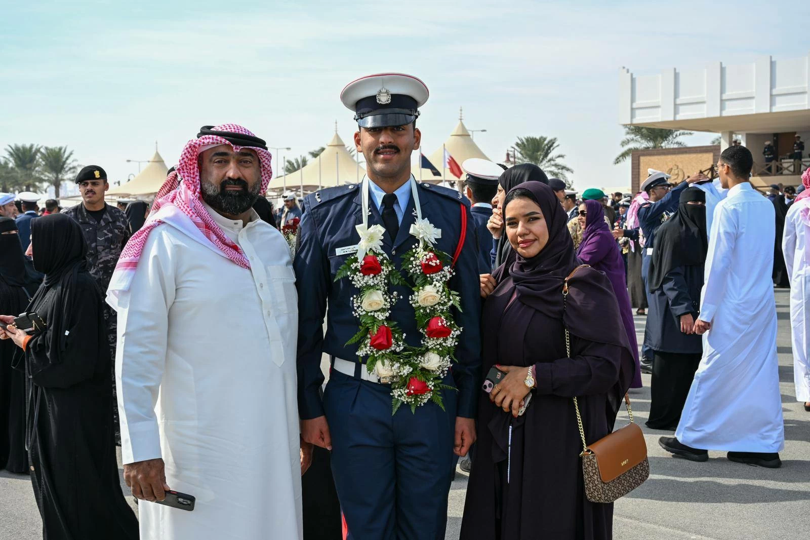 رئيس الشرطة يشهد تخريج 878 من الشرطة المستجدين 