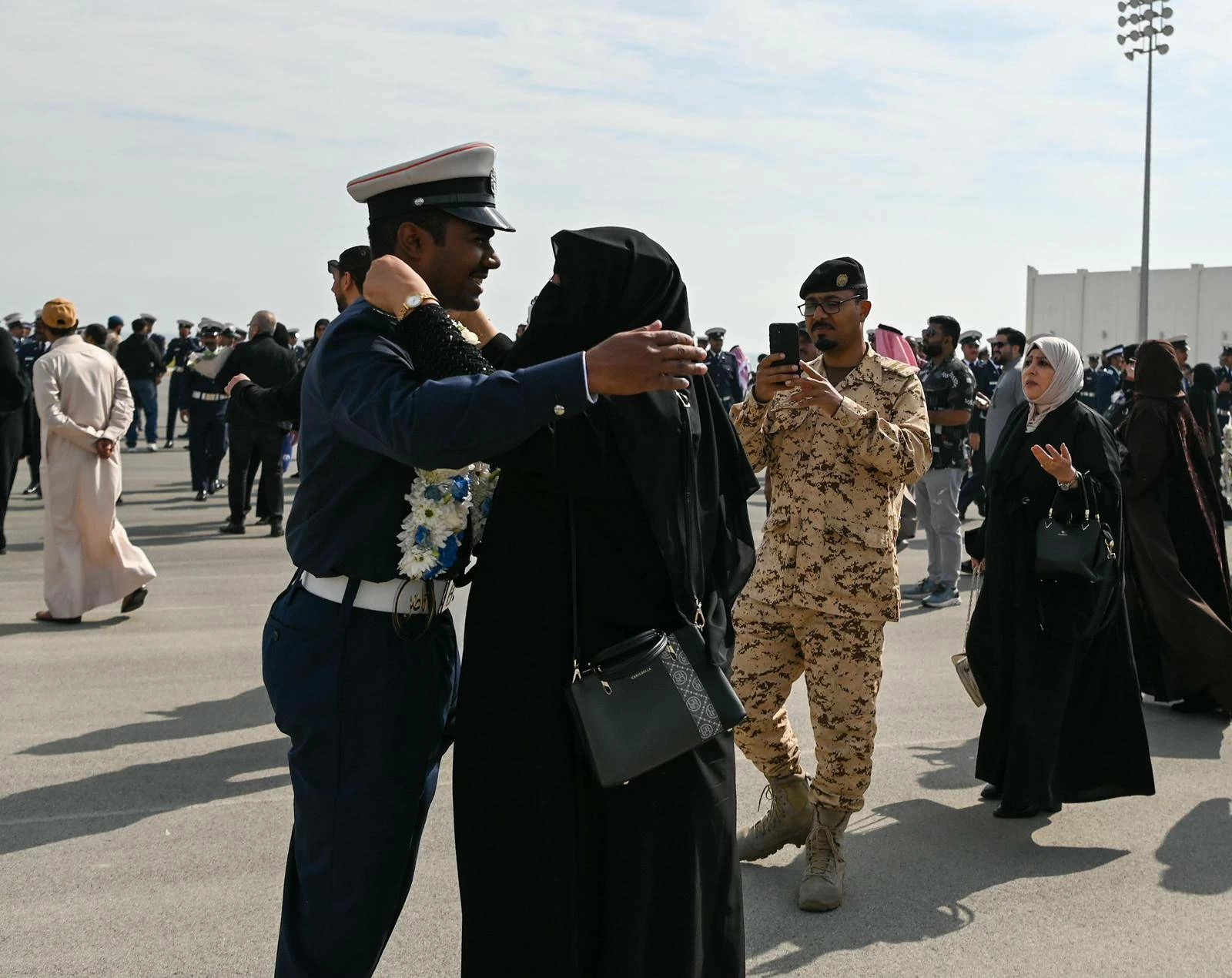 رئيس الشرطة يشهد تخريج 878 من الشرطة المستجدين