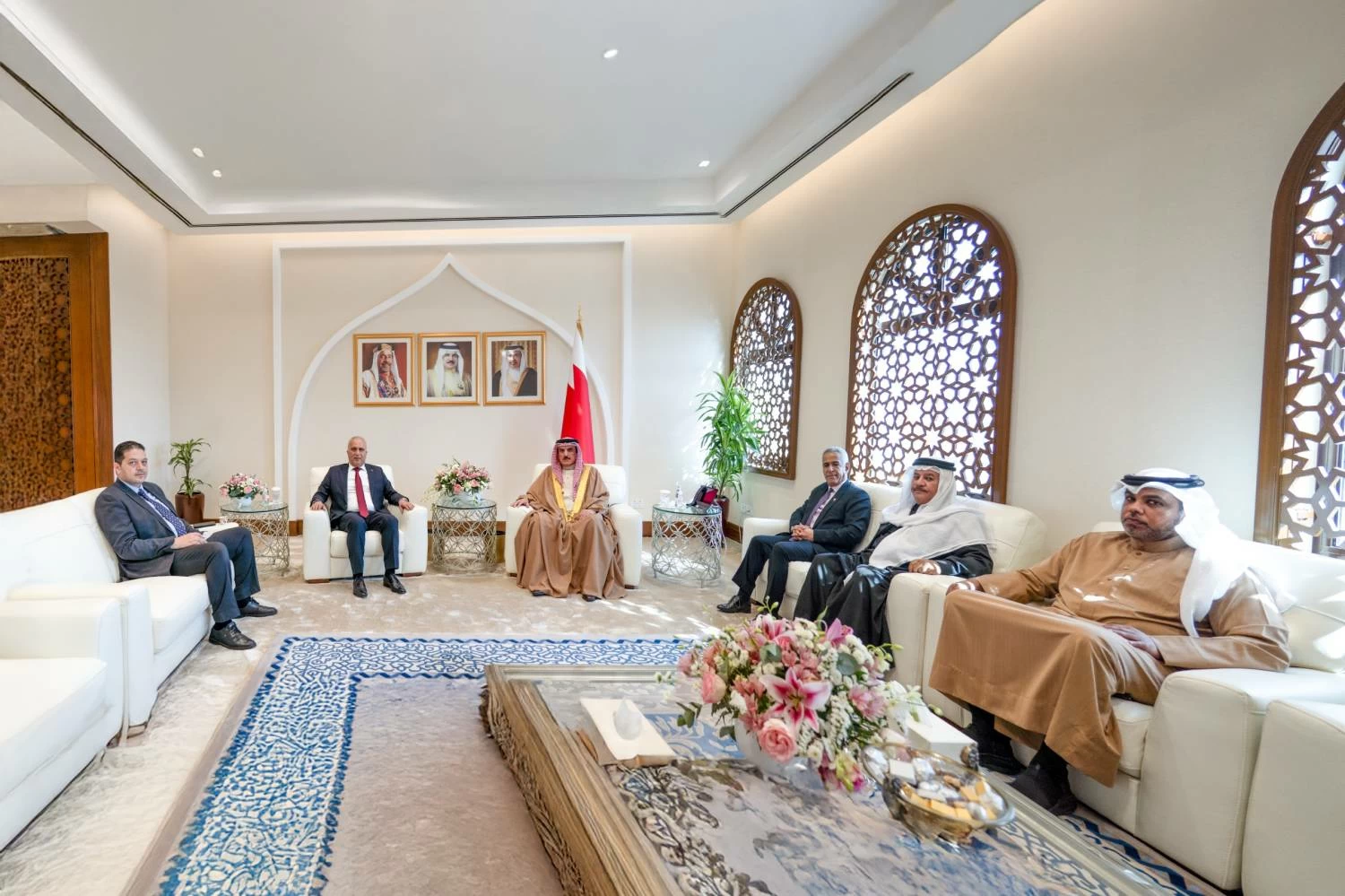 رئيس مجلس النواب: جهود الدبلوماسية البحرينية متواصلة في دعم القضية الفلسطينية في كافة المحافل