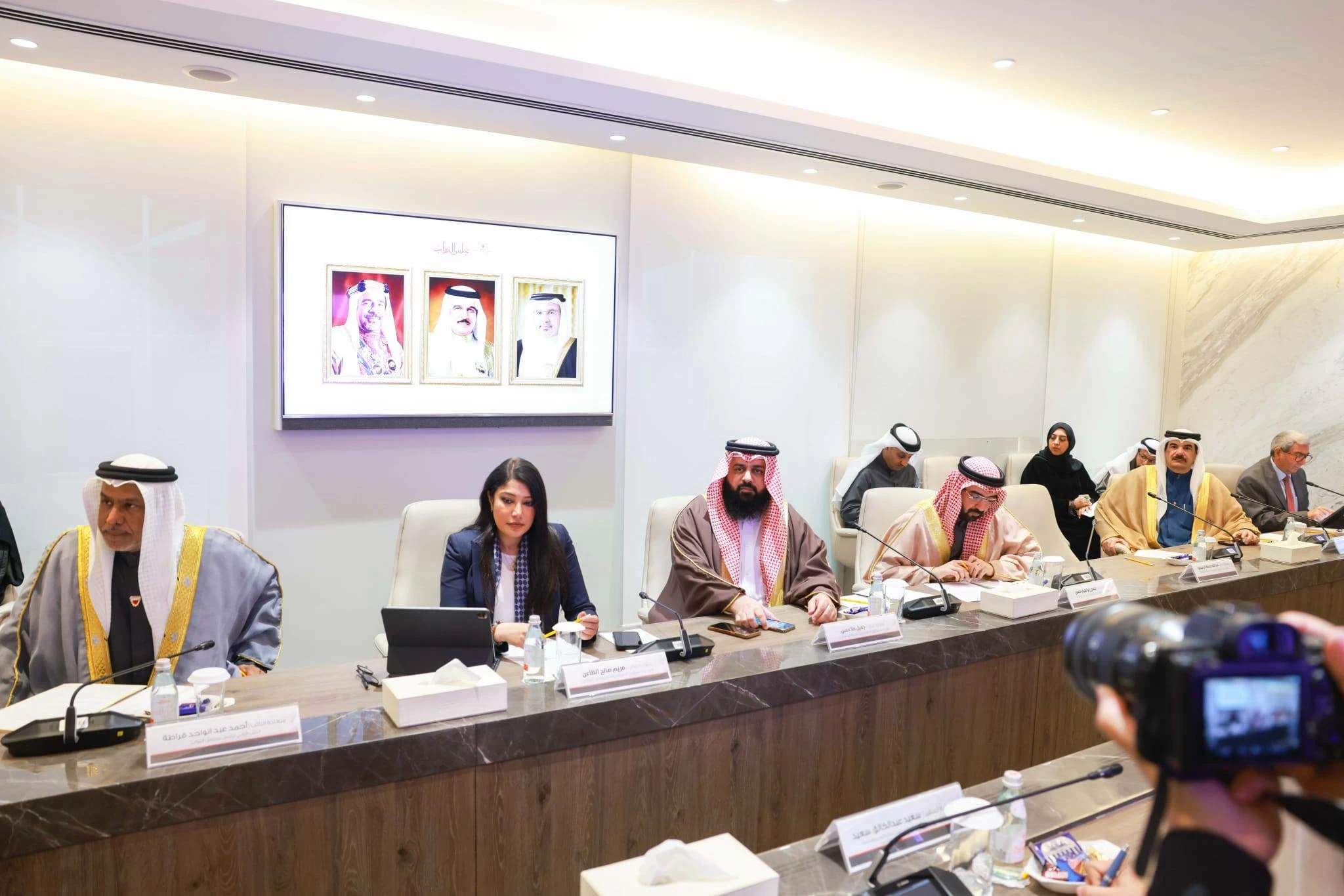 في اجتماع السلطة التشريعية مع وزير الخارجية.. الاطلاع على جهود البحرين في دعم إحلال السلام المستدام في الشرق الأوسط