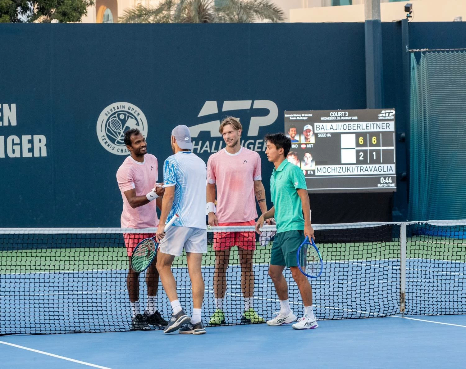 مفاجأة مدوية ومنافسات قوية في اليوم الثالث من بطولة البحرين المفتوحة ATP تشالنجر للتنس 