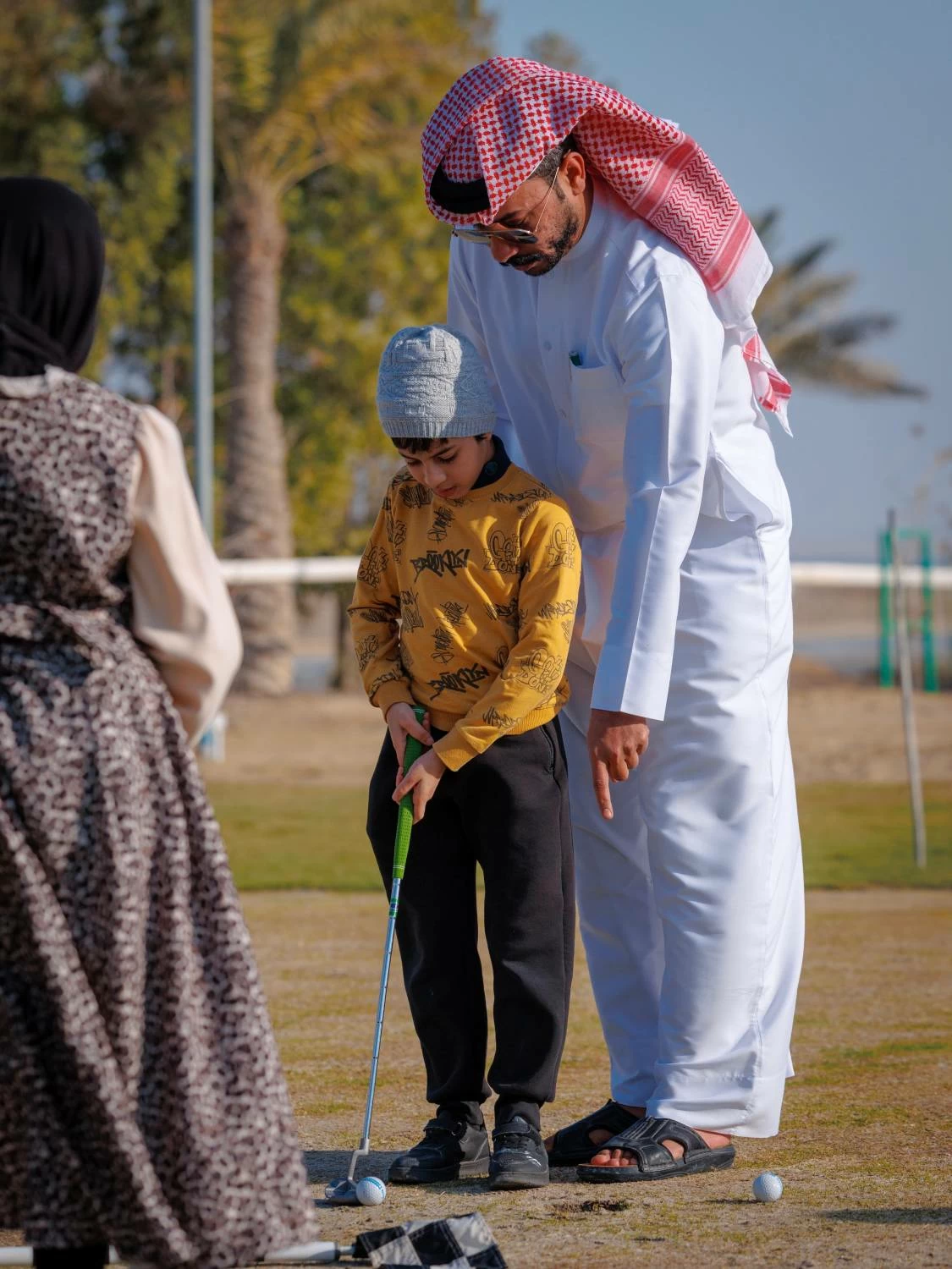 مركز الفروسية العلاجي وأكاديمية ناصر بن حمد للجولف ينظمان فعالية تدريبية وترفيهية لأطفال التوحد