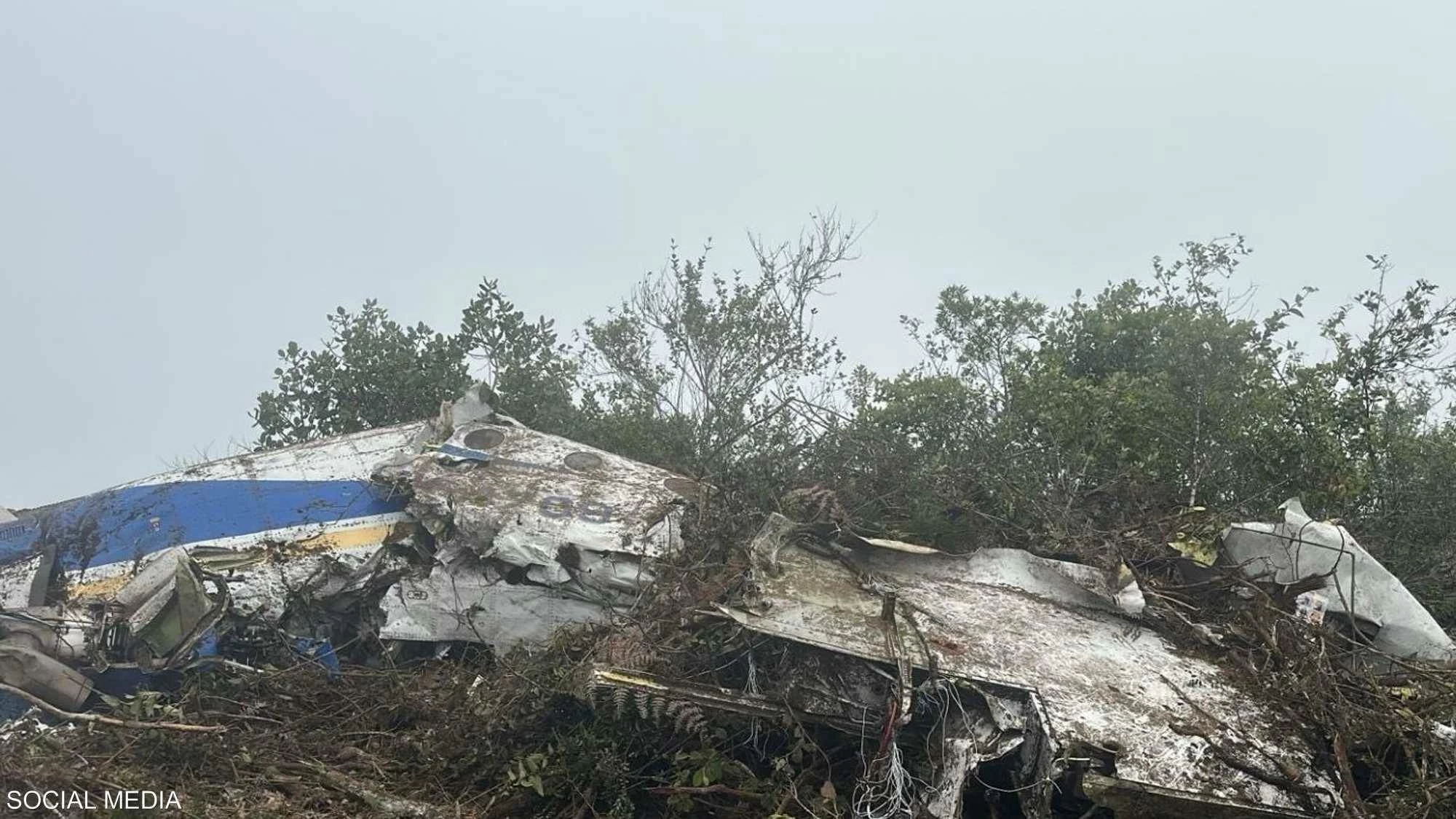 فيديو: 15 قتيلا في حادث تحطم طائرة كولومبية