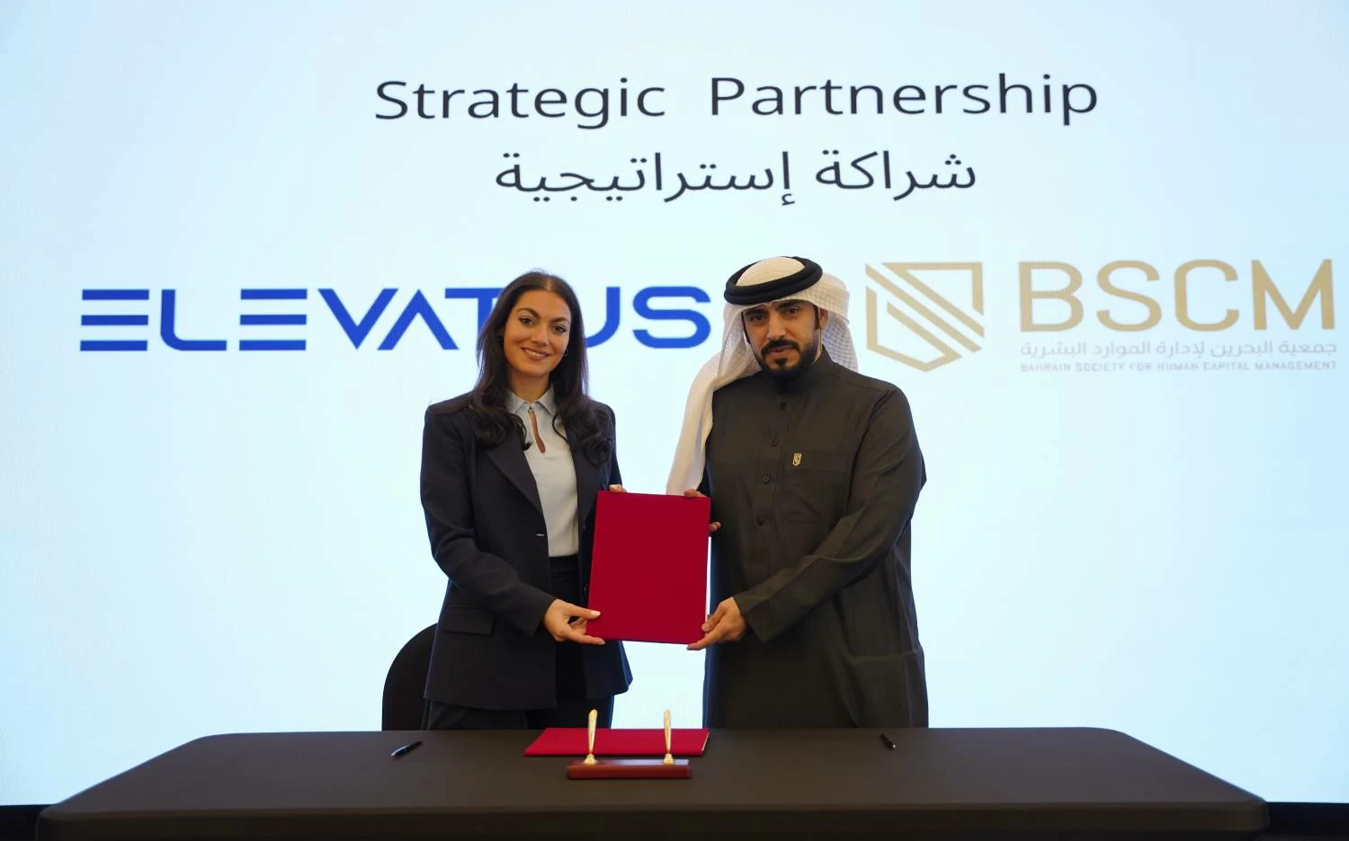 «البحرين لإدارة الموارد البشرية» بالشراكة مع «إليفاتوس» تقود مبادرة استراتيجية 