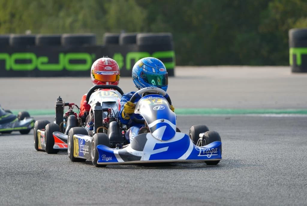 انطلاق خامس جولات بطولة تحدي الروتاكس ماكس على حلبة الكارتنج