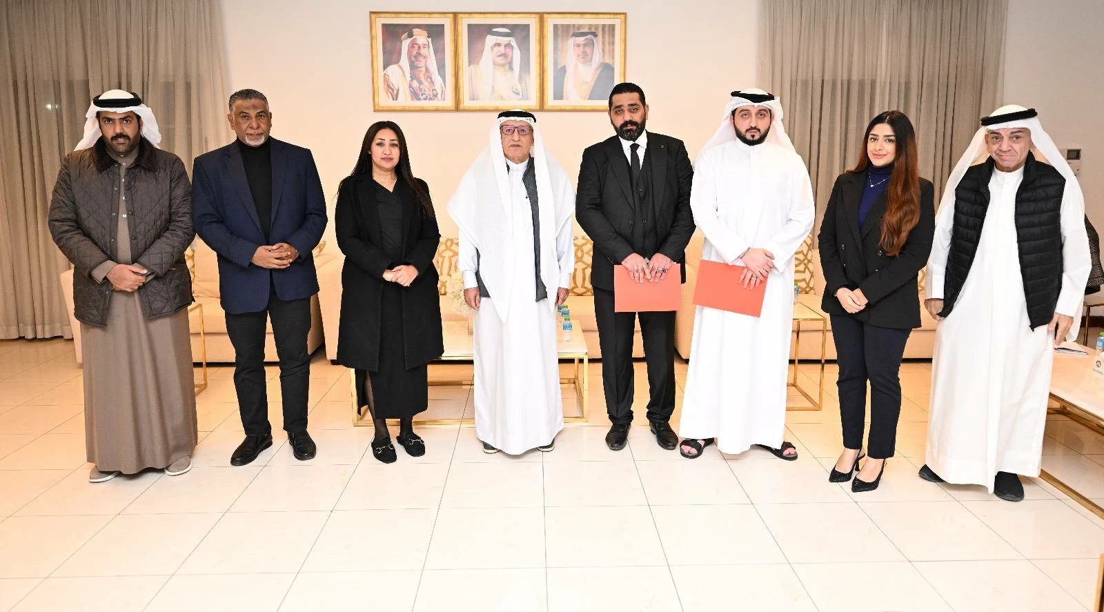 quot;الصحفيين البحرينيةquot; تحتفي باللجنة الإشرافية على العملية الانتخابية 