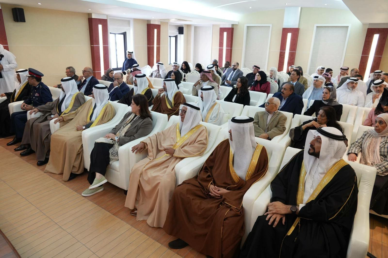 &laquo;الصحفيين البحرينية&raquo;: &laquo;أخبار الخليج&raquo;.. خمسون عامًا من العطاء الوطني