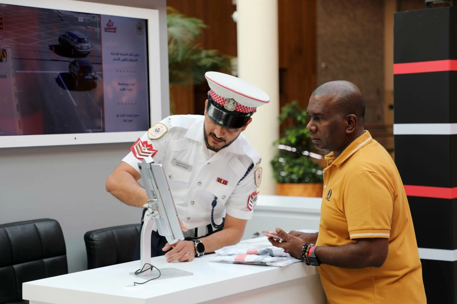 "المرور" تقيم منصة توعوية مرورية للتعريف بالأنظمة الجديدة