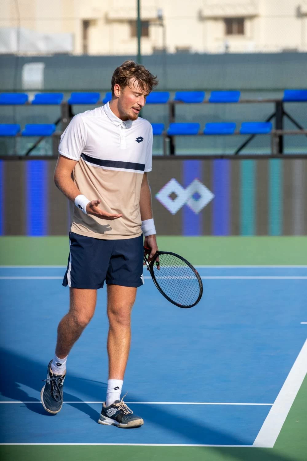 إثارة وندية في دور الـ16 من بطولة البحرين المفتوحة ATP تشالنجر للتنس