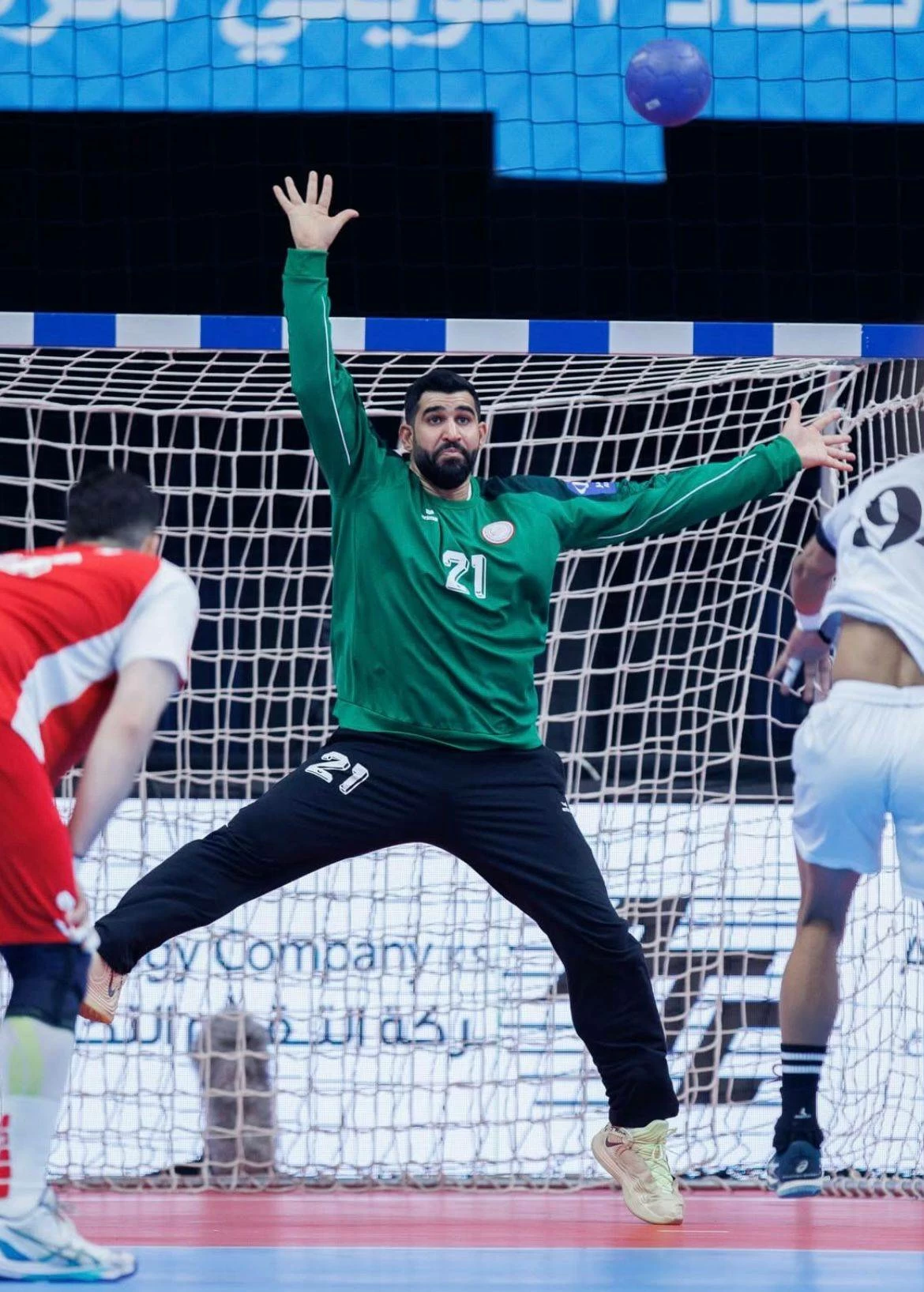 أخيراً الحظ يبتسم لـ quot;الصيادquot; وquot;البرنسquot; بعد 5 نهائيات آسيوية 