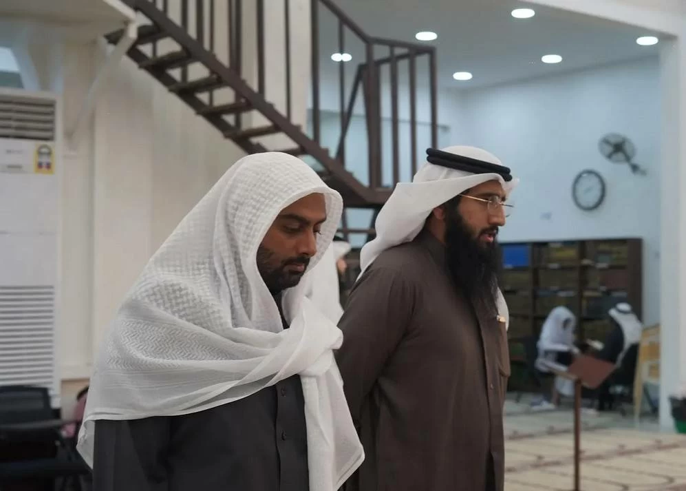 200 حافظ لكتاب الله شاركوا في "تسميع القرآن بيوم واحد عن ظهر غيب"